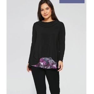 Sympli 16 black long sleeved back slit top